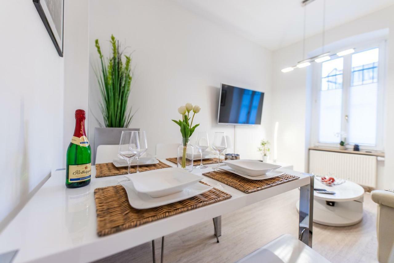 Fischerwiege Ferienwohnungen & Apartments Am Dom エアフルト エクステリア 写真